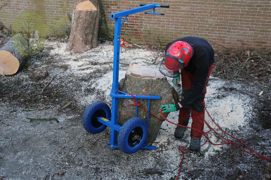 vertikaal stuk hout