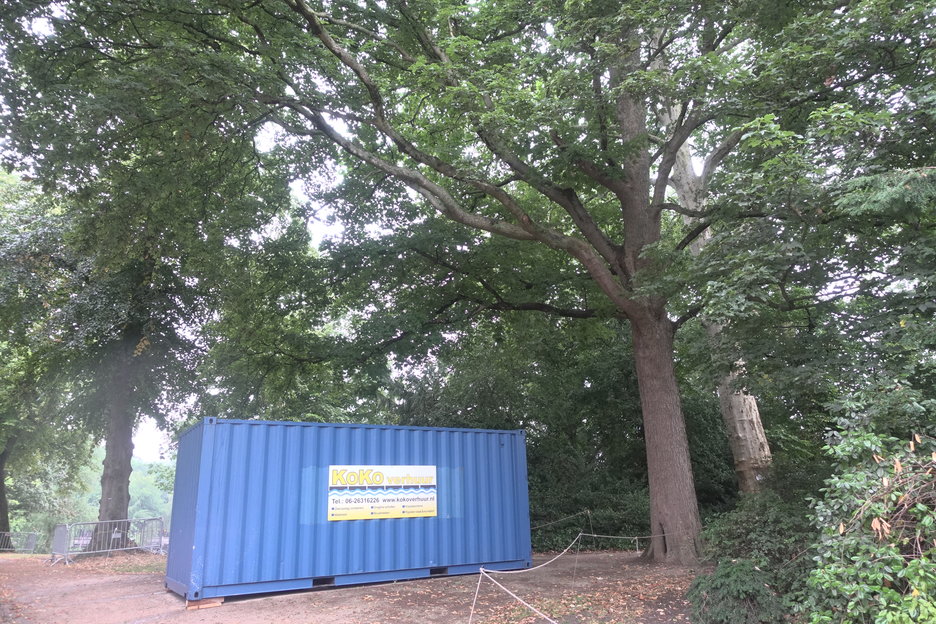 16:17:04 - bovendien binnen kwetsbare zone