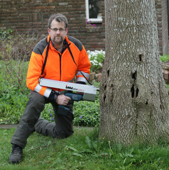 De resistograaf in gebruik